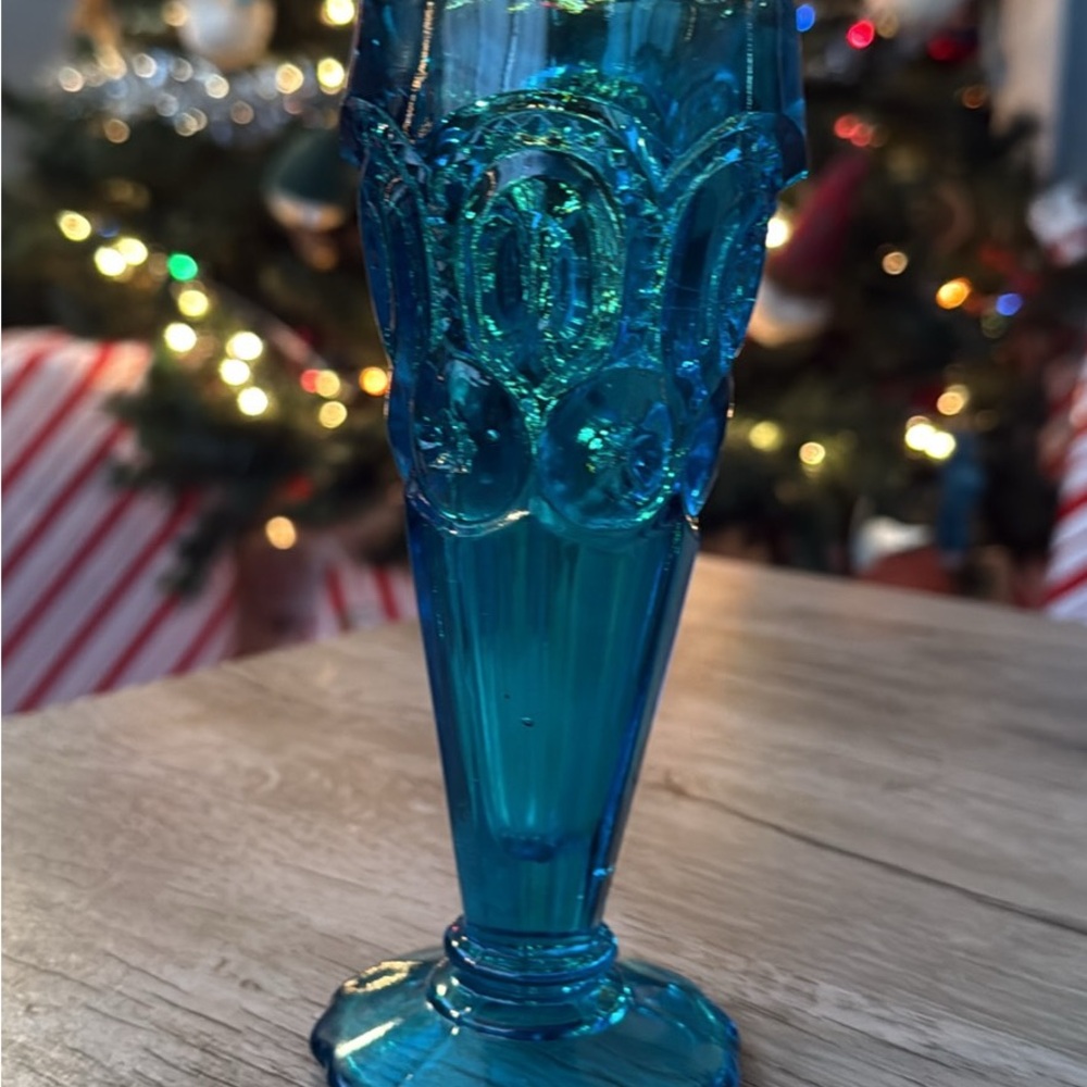 L.E. Smith Moon and Stars Blue Vase